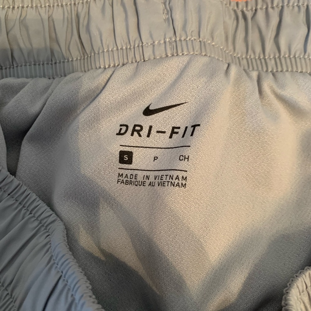 NIKE Tempo shorts